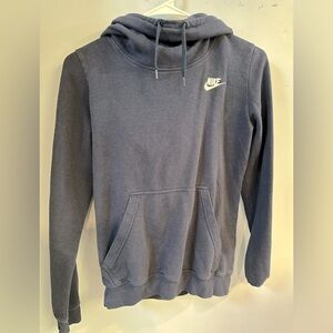 Nike pullover sweatshirt